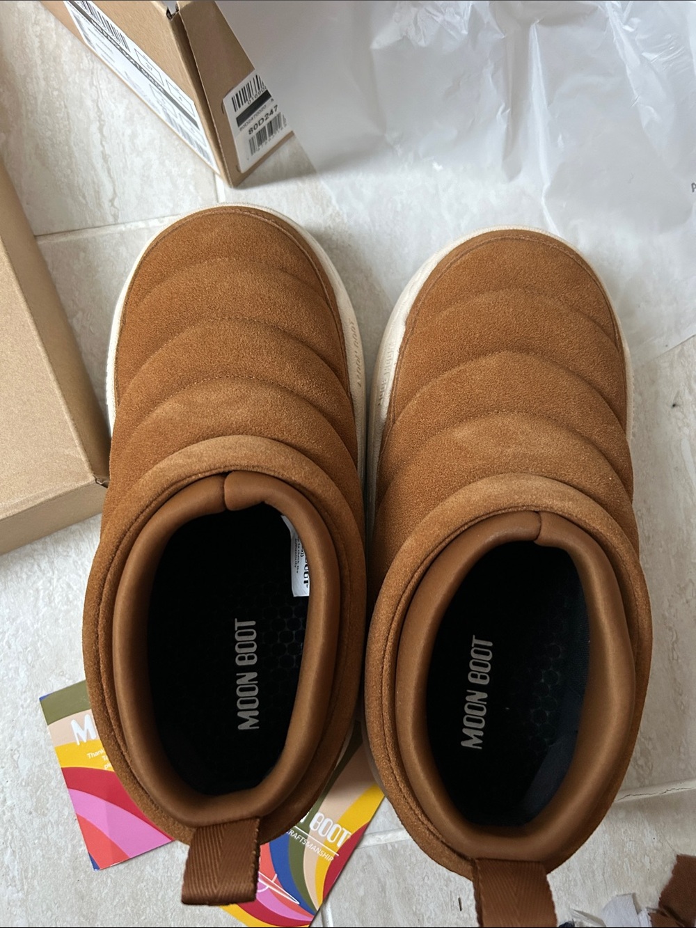 Moon boot suede boot. 6.5-7 - Picture 6 of 11
